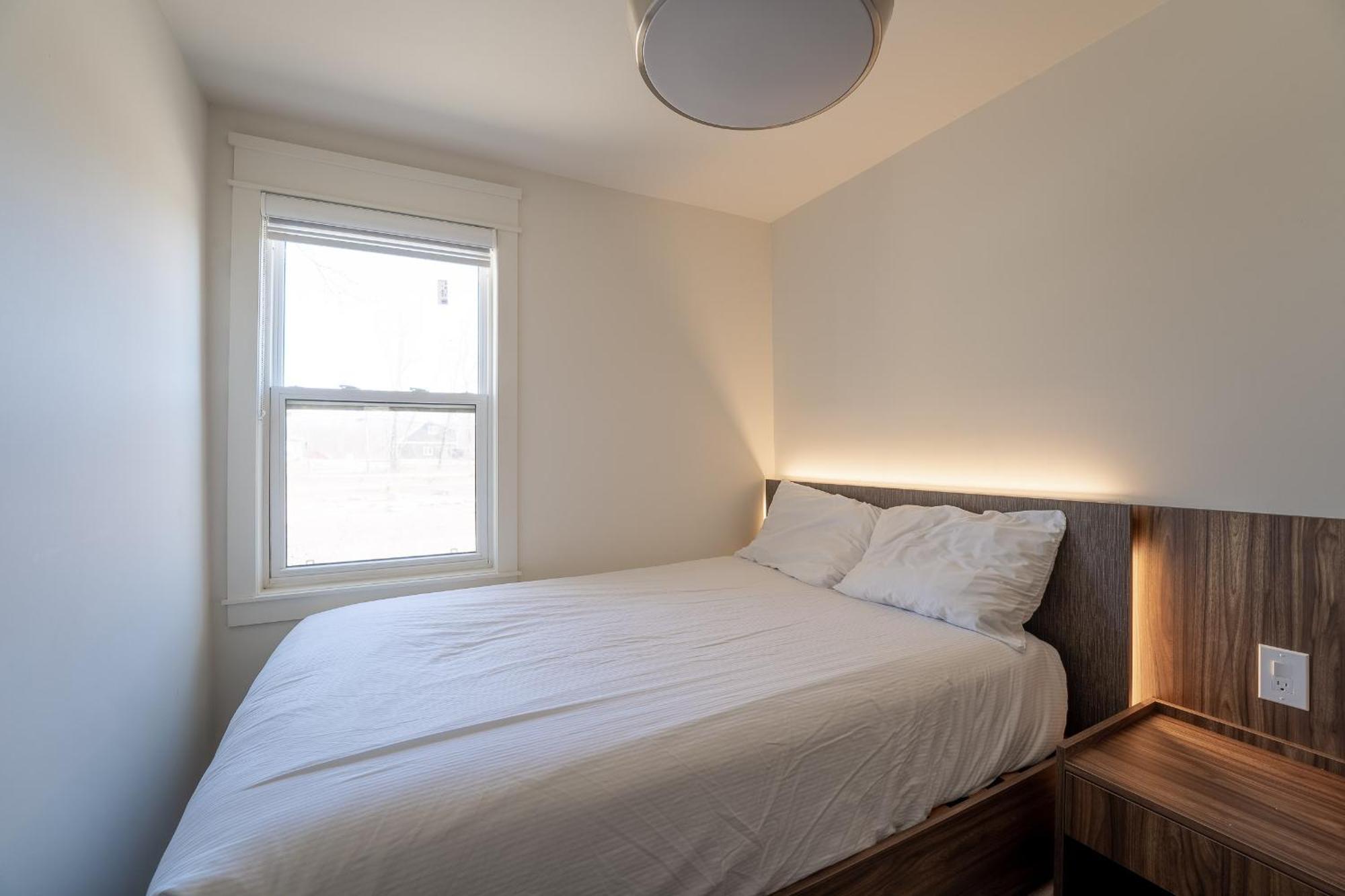 The Long Beach Resort - Beachfront Cottages & Townhouse Suites Wainfleet Bagian luar foto