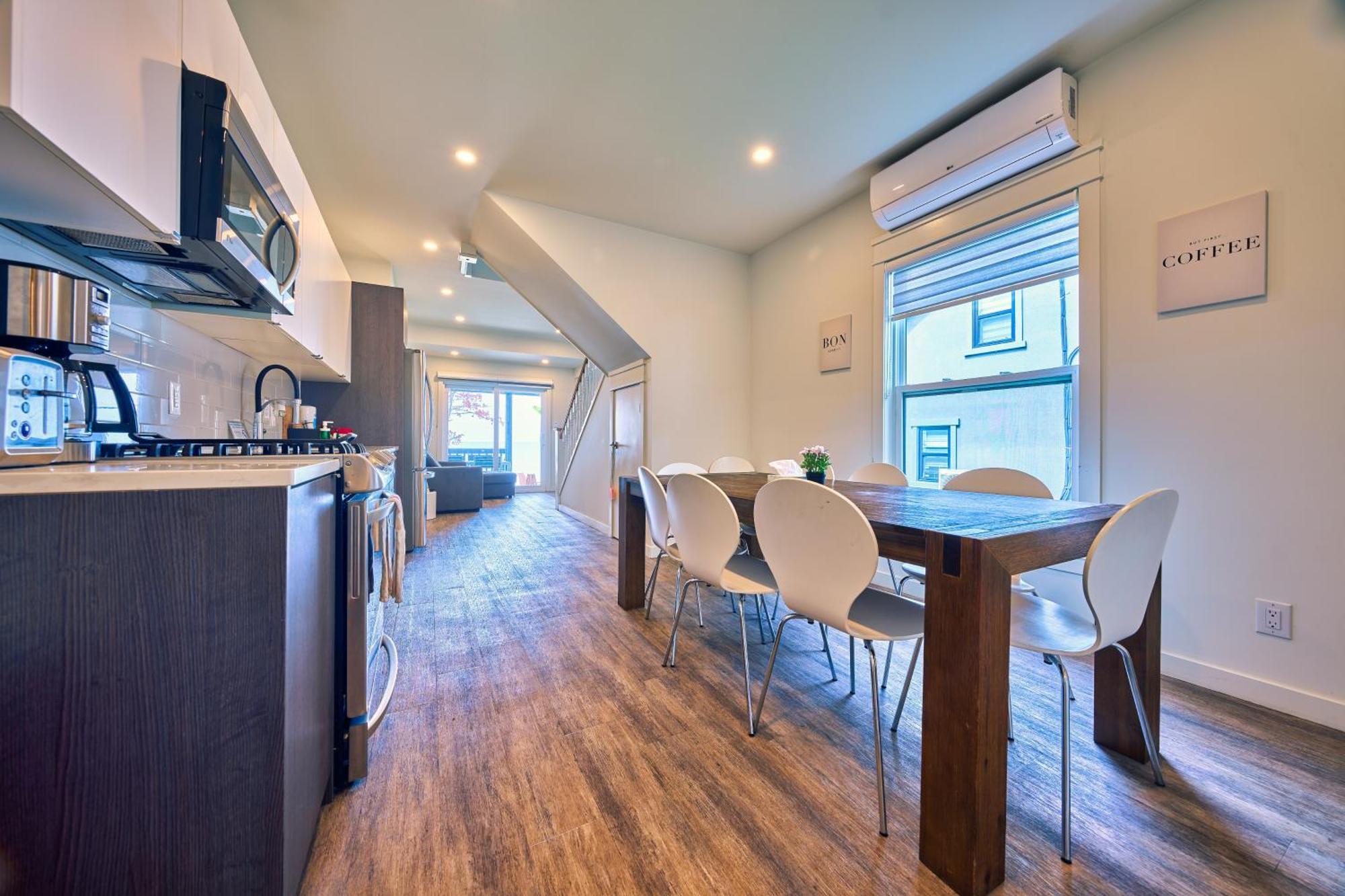 The Long Beach Resort - Beachfront Cottages & Townhouse Suites Wainfleet Bagian luar foto